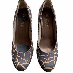 Colin Stuart Black and Brown Giraffe-Print Round-Toe Pumps